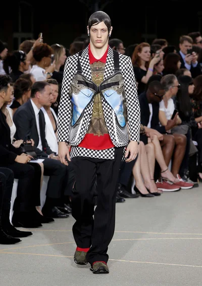 Look 29